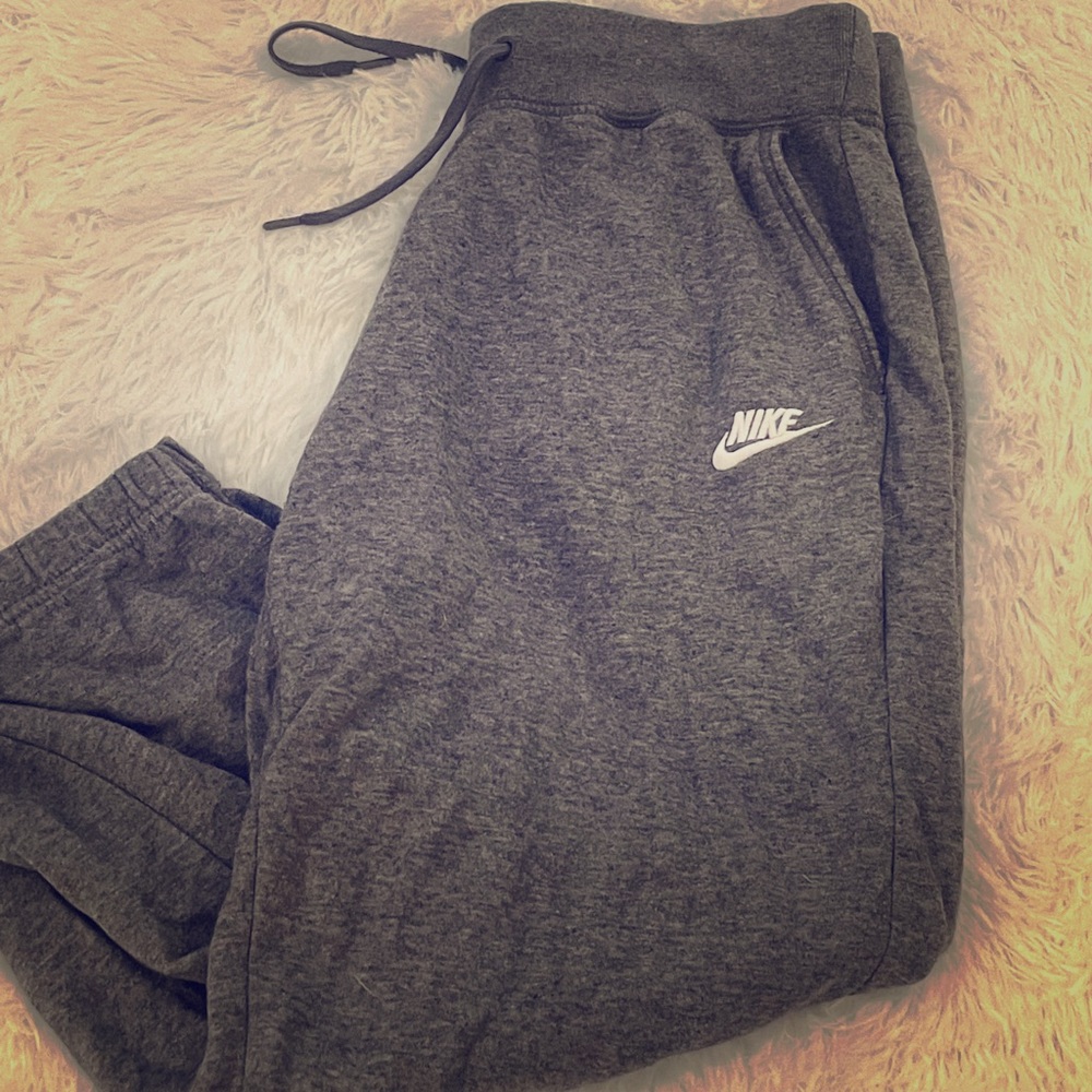 Nike crop joggers